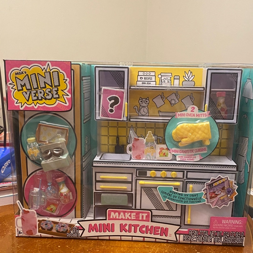 MGA's Mini Kitchen Playset Miniverse
